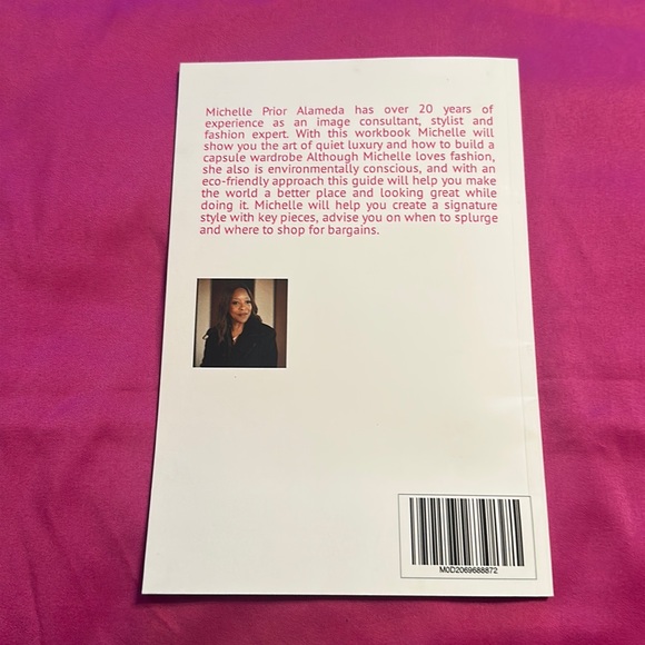 COPY - Guide to a prefect capsule wardrobe & the art of quiet luxury - Picture 2 of 3